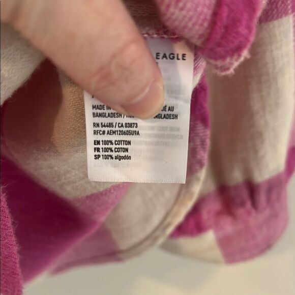 American Eagle Pink Plaid Button-Up Shirt - Picture 3 of 5